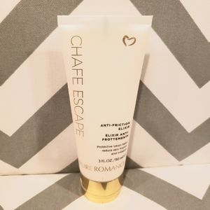 Chafe Escape lotion-to-powder formula